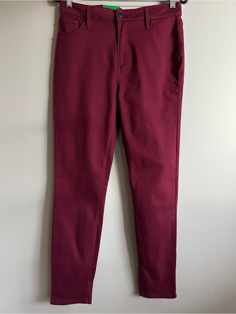 United Colors of Benetton Burgundy Wine Colour Stretch Jeans Size 6 NWT